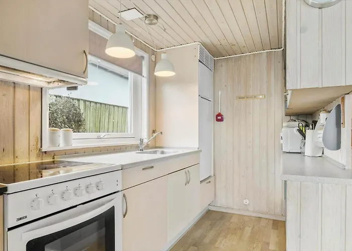 Sj269-hejls-ved-kysten-1 Hejls