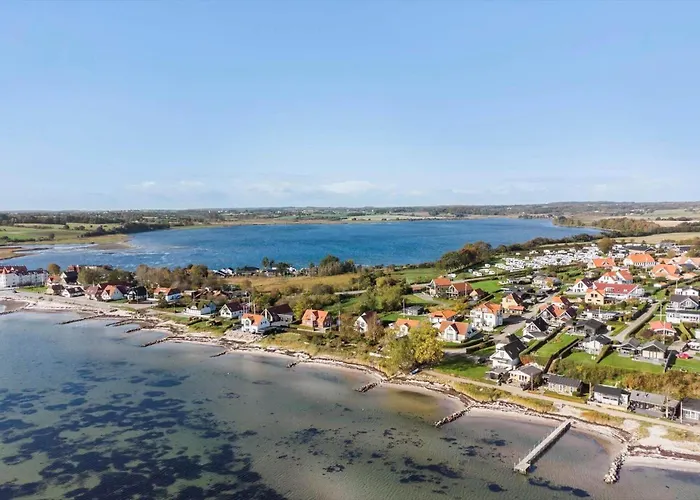 Sj269-hejls-ved-kysten-1 *